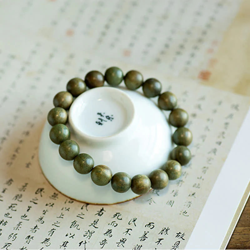 Buddha Stones Tibetan Green Sandalwood Soothing Cure Bracelet (Extra 35% Off | USE CODE: FS35)
