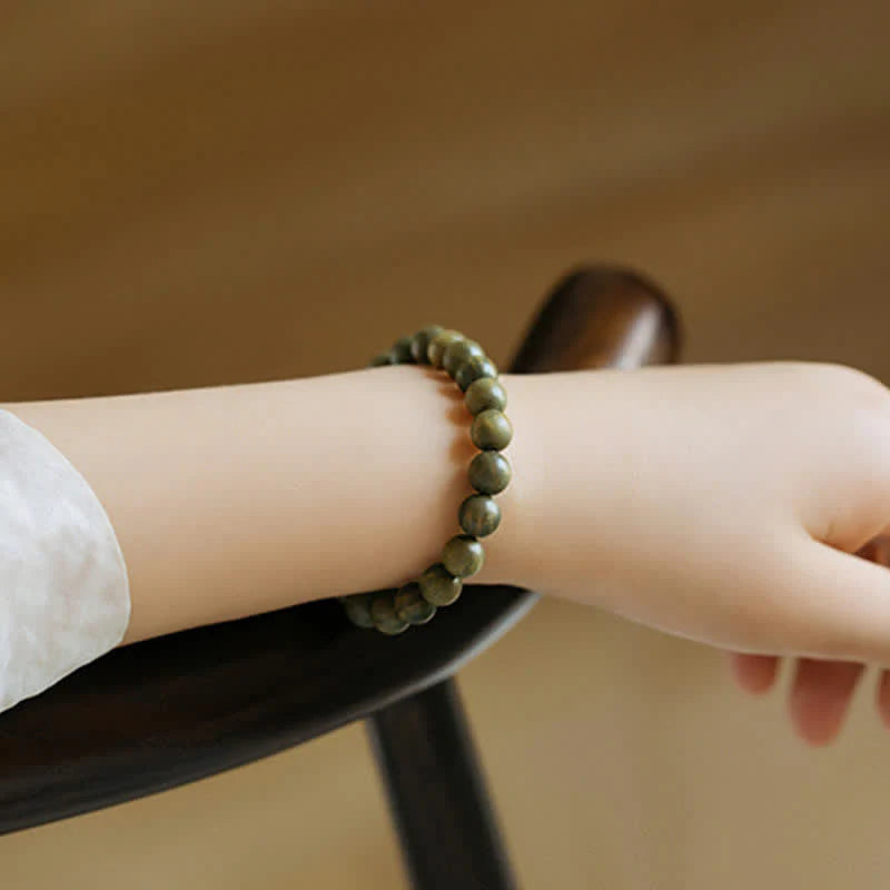 Buddha Stones Tibetan Green Sandalwood Soothing Cure Bracelet (Extra 35% Off | USE CODE: FS35)