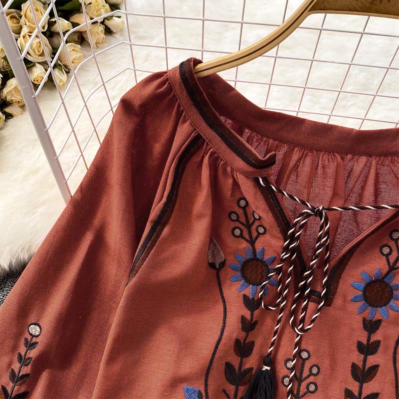 Buddha Stones Casual Embroidery Flower Leaf Pattern Women's Cotton Linen Round Neck T-shirt
