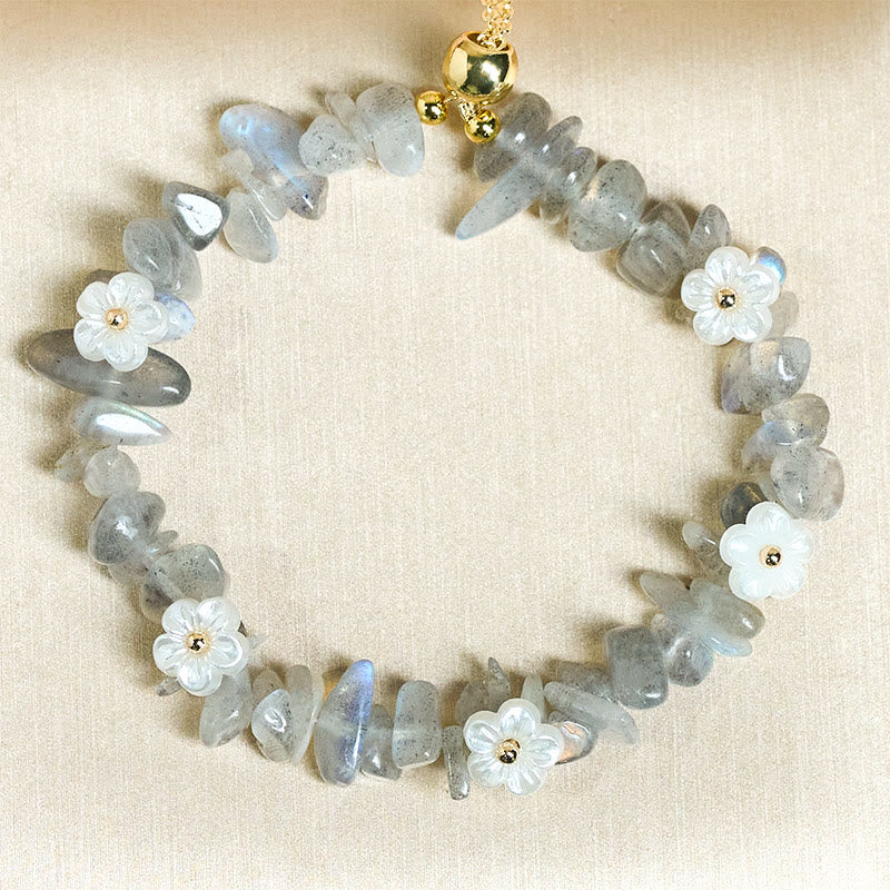 Buddha Stones Irregular Crystal Flower Design Amethyst White Crystal Balance Bracelet