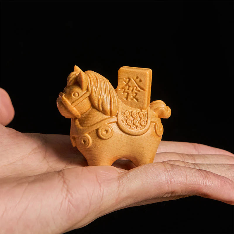 Buddha Stones Year of the Horse Get rich Green Sandalwood Small Leaf Red Sandalwood Linden Wood Animals Positive Decoration
