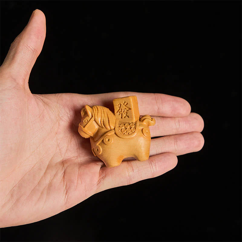Buddha Stones Year of the Horse Get rich Green Sandalwood Small Leaf Red Sandalwood Linden Wood Animals Positive Decoration