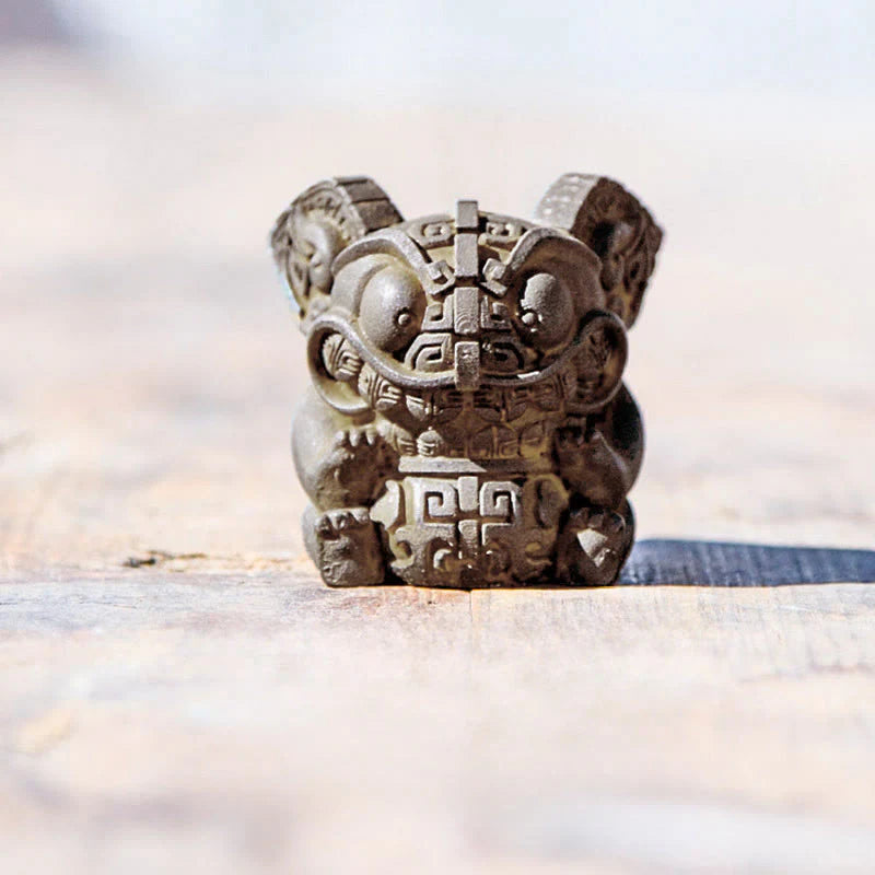 Buddha Stones Handmade Gold Swallowing Beast Iron Powder Rust Cast Resin Statue Home Decoration
