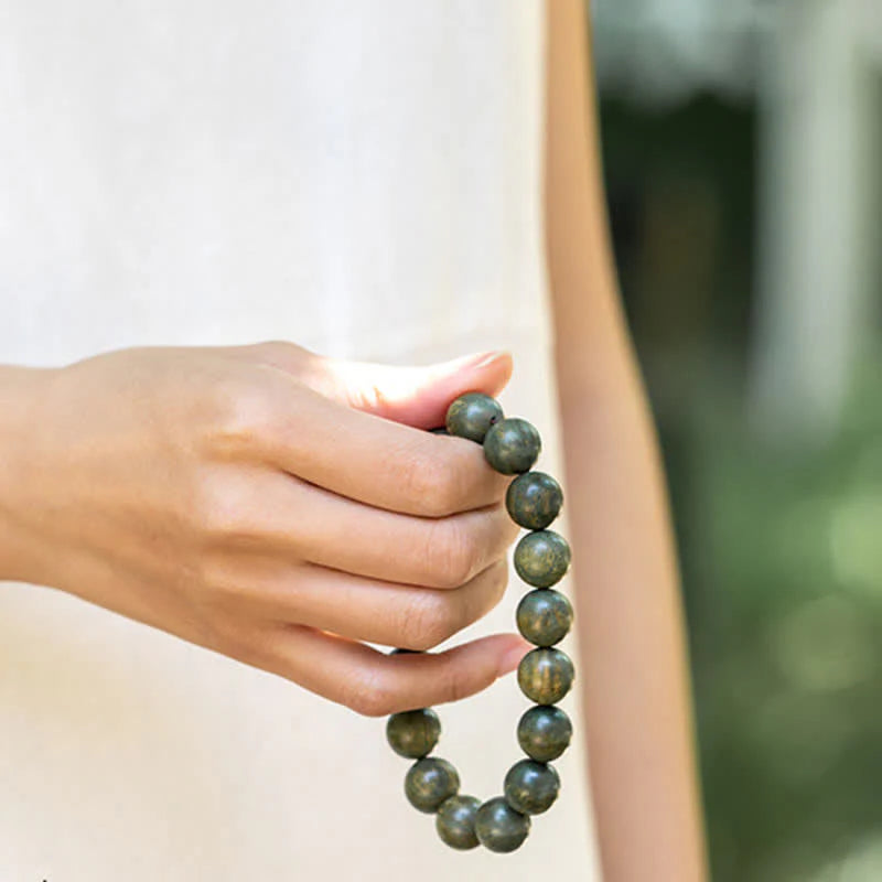 Buddha Stones Tibetan Green Sandalwood Soothing Cure Bracelet (Extra 35% Off | USE CODE: FS35)