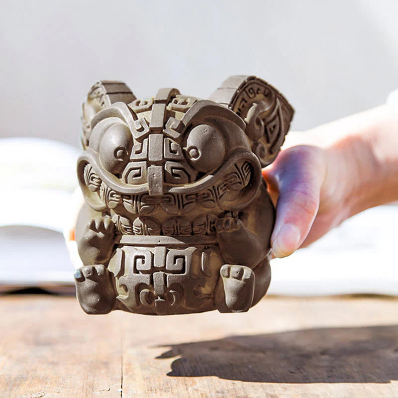 Buddha Stones Handmade Gold Swallowing Beast Iron Powder Rust Cast Resin Statue Home Decoration