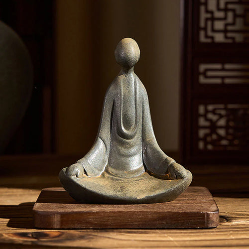 Buddha Stones Handmade Sitting Formless Buddha Iron Powder Rust Cast Resin Statue Decoration
