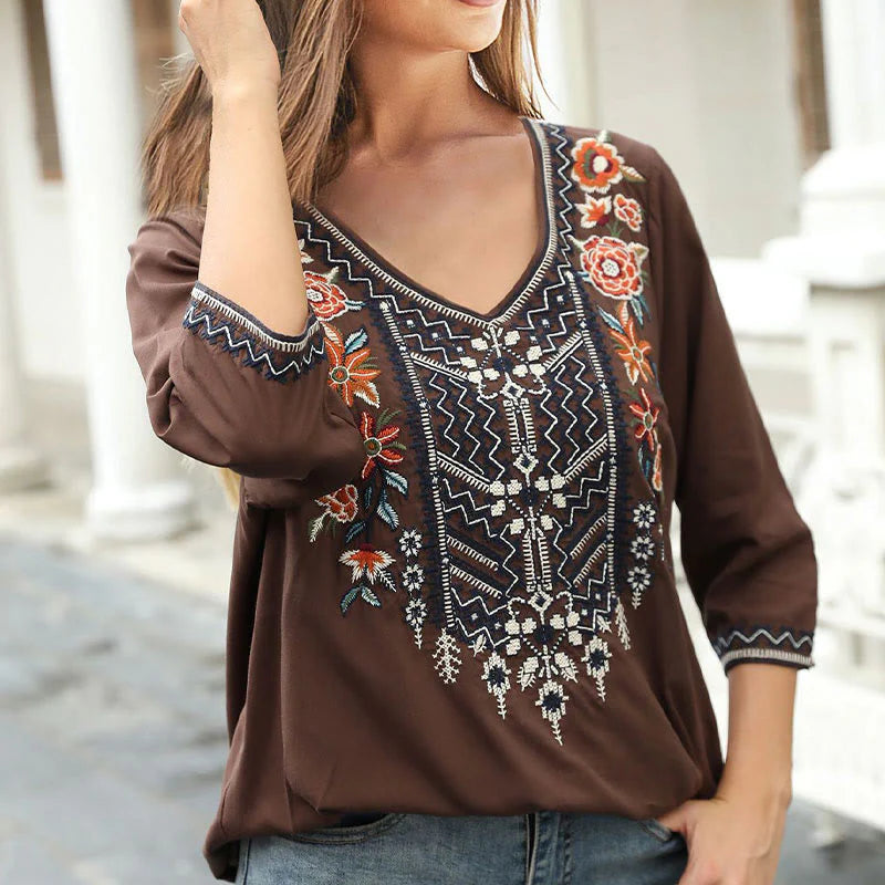 Buddha Stones Spring Casual Plain Embroidery Floral Pattern Design Three Quarter Sleeve V-neck Women's T-Shirt