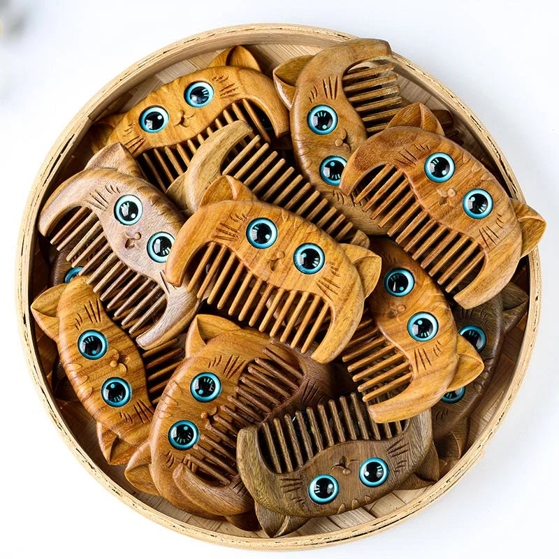 Buddha Stones Simple Cat Pattern Green Sandalwood Cure Portable Comb