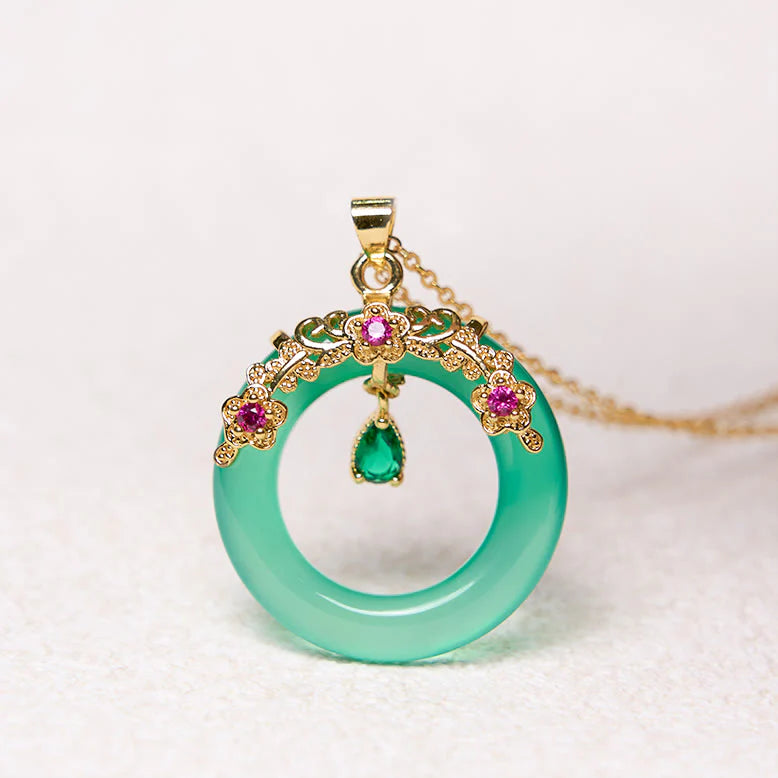Buddha Stones Green Chalcedony Peace Buckle Design Strength Necklace Pendant
