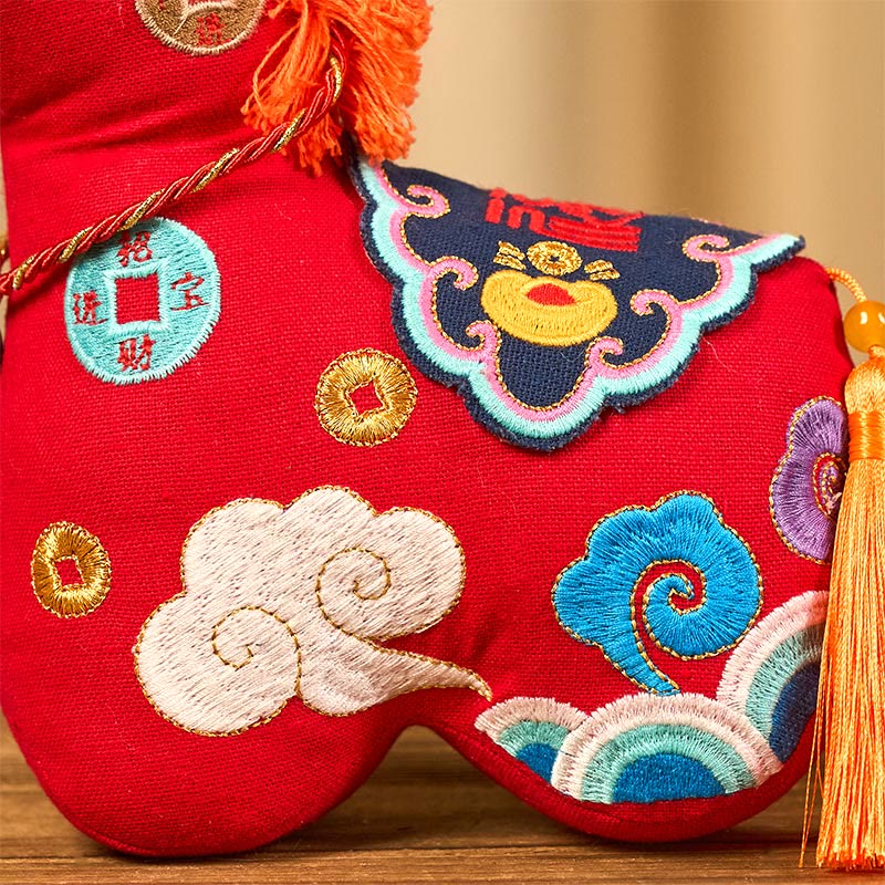 Buddha Stones Year of the Horse Copper Red String Fu Character Embroidery Prosperity Home Decoration