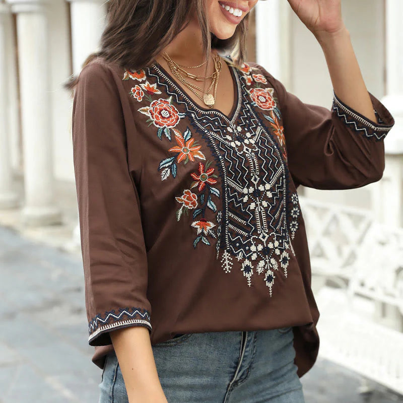 Buddha Stones Spring Casual Plain Embroidery Floral Pattern Design Three Quarter Sleeve V-neck Women's T-Shirt