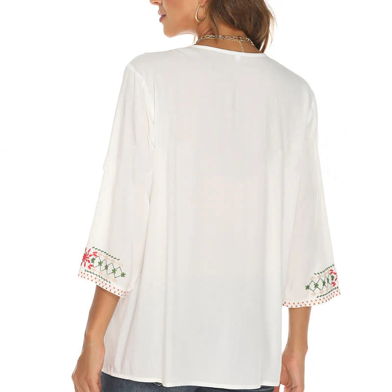 Buddha Stones Summer Embroidery Flower Simple Design Three Quarter Sleeve V-neck Cotton Women's T-Shirt