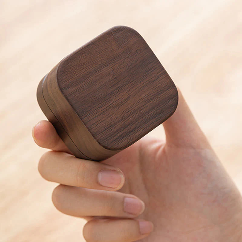 Buddha Stones Retro Handmade Black Walnut Wood Ring Jewelry Storage Box Leaf Wooden Gift Box