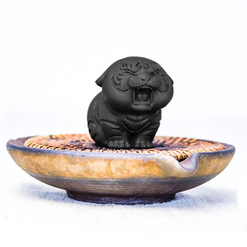 Buddha Stones Mini Cute Tiger Iron Powder Rust Cast Resin Statue Home Decoration