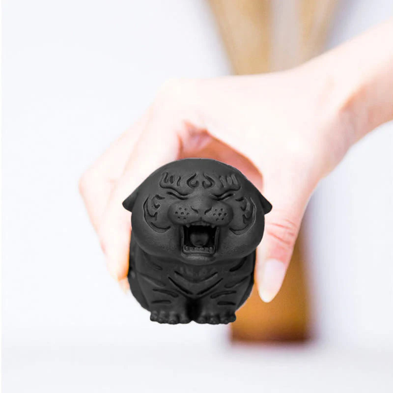 Buddha Stones Mini Cute Tiger Iron Powder Rust Cast Resin Statue Home Decoration