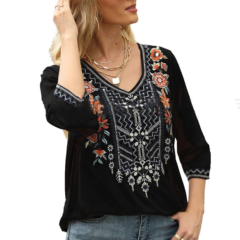 Buddha Stones Spring Casual Plain Embroidery Floral Pattern Design Three Quarter Sleeve V-neck Women's T-Shirt