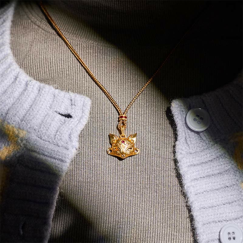 Buddha Stones 24k Gold Plated Brass Fox Charm Texture Rope Necklace Pendant