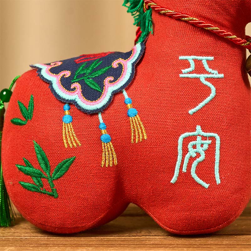 Buddha Stones Year of the Horse Copper Red String Fu Character Embroidery Prosperity Home Decoration