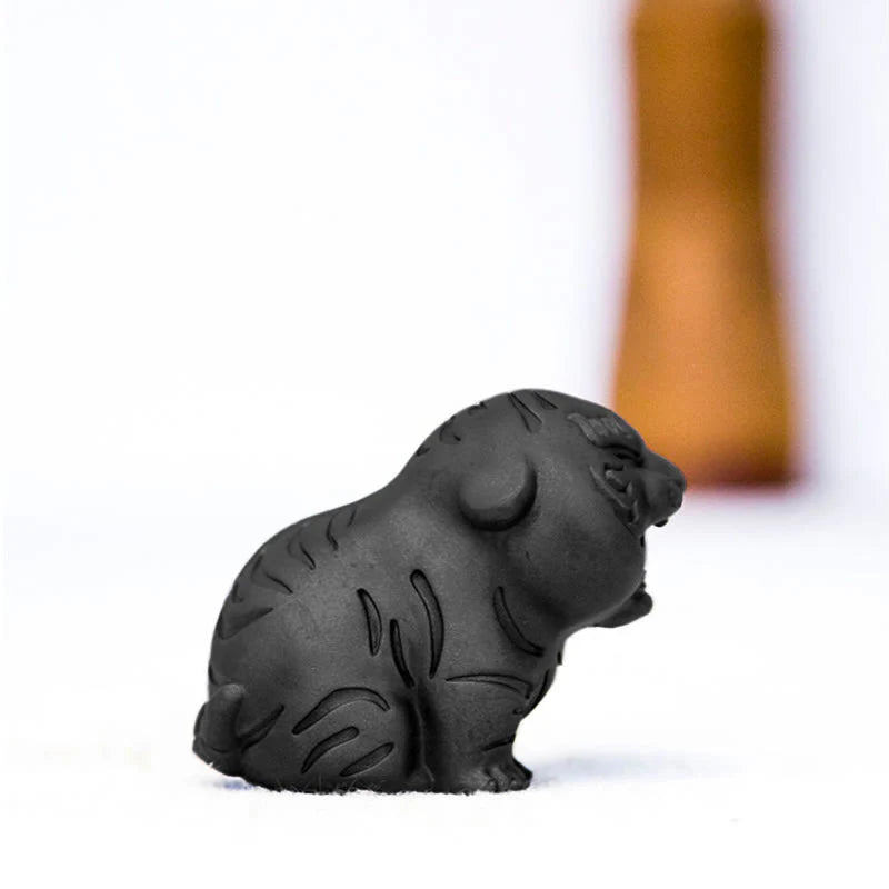 Buddha Stones Mini Cute Tiger Iron Powder Rust Cast Resin Statue Home Decoration