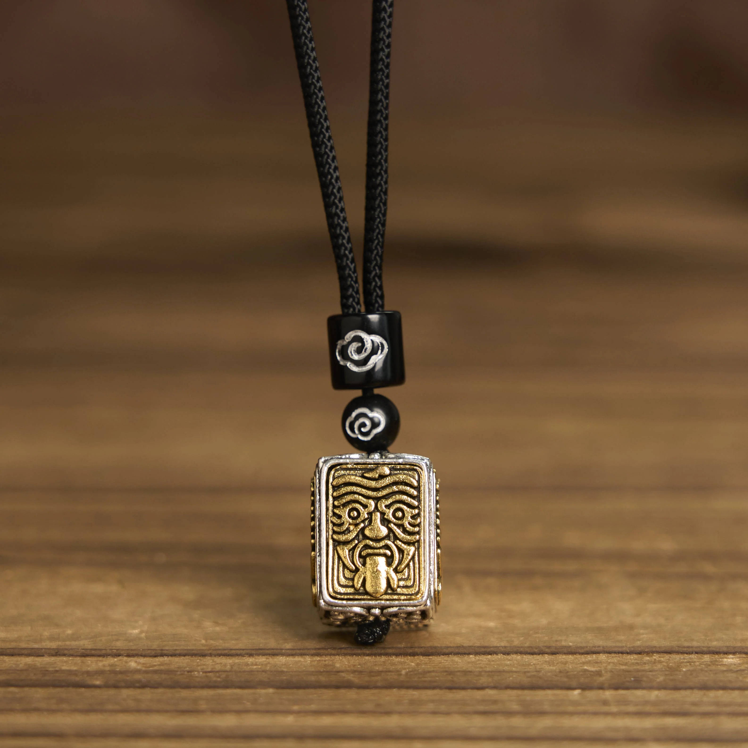 Buddha Stones Tibetan Zakiram Goddess Of Wealth Protection Rope Square Necklace Pendant