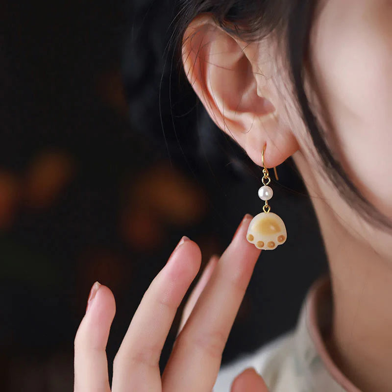 Buddha Stones Bodhi Seed Lovely Cat Paw Claw Peace Dangle Drop Earrings