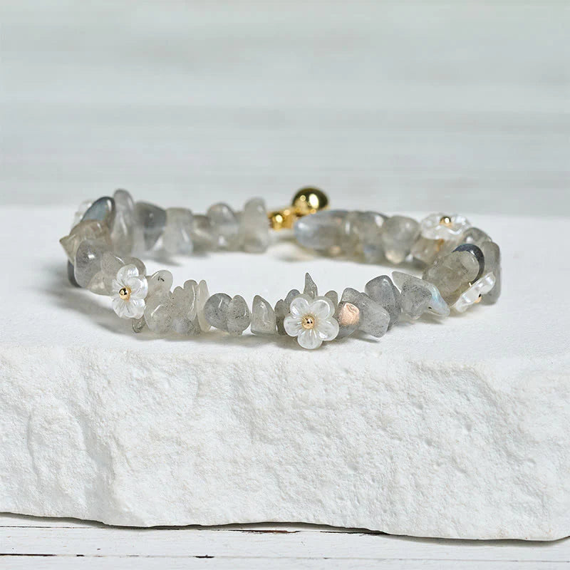 Buddha Stones Irregular Crystal Flower Design Amethyst White Crystal Balance Bracelet