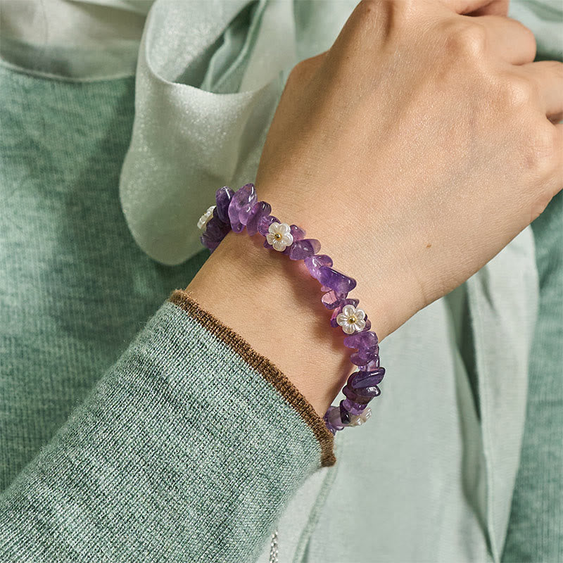 Buddha Stones Irregular Crystal Flower Design Amethyst White Crystal Balance Bracelet