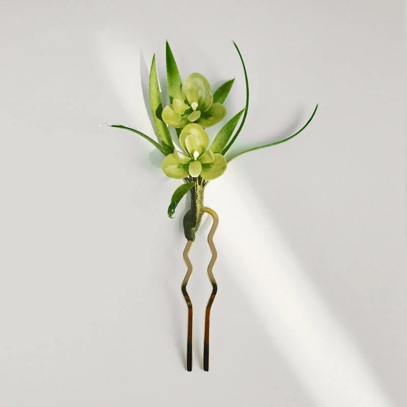 Buddha Stones Handmade Velvet Flower Mulberry Silk Green Flowers Leaves Brooch Hairpin